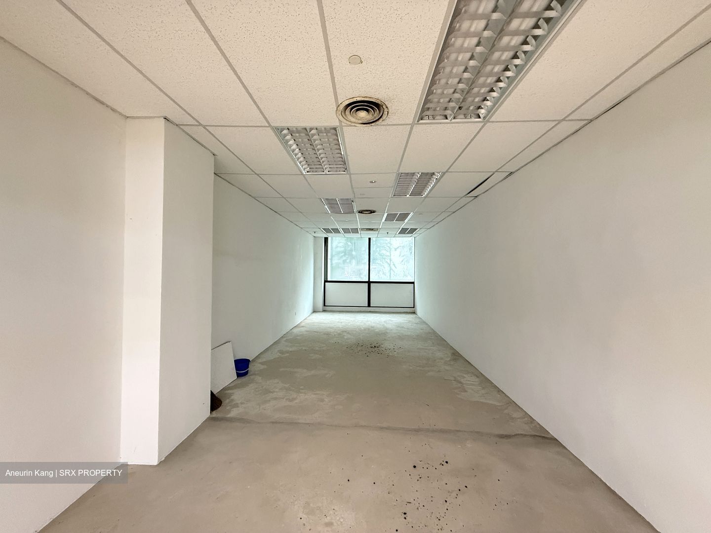 Lucky Plaza (D9), Retail #576202401